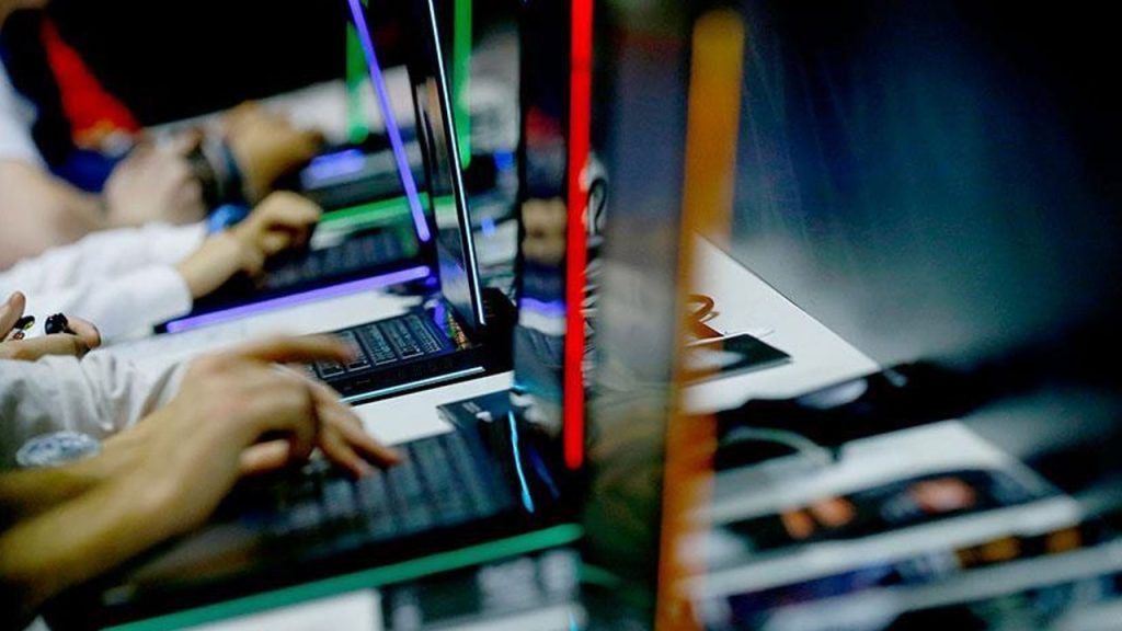 Das Interesse der Türken an Technologie hat den Computermarkt erweitert
