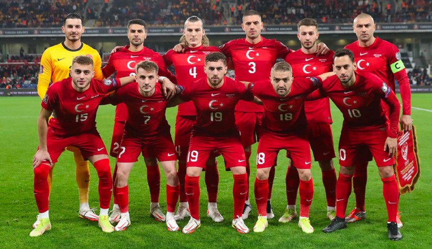 Die Startelf für das Spiel der Türkei gegen Deutschland steht fest