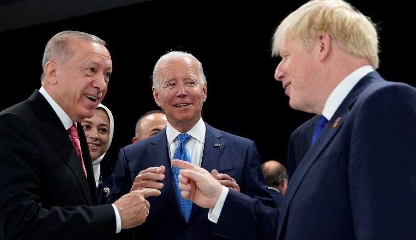 „Du bist sehr schön“-Dialog zwischen Erdogan, Biden und Johnson