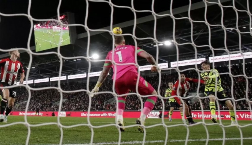 In der Premier League und der LaLiga wechselte der Spitzenplatz den Besitzer
