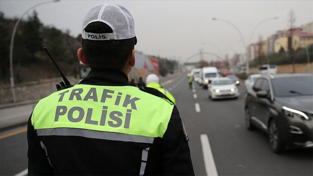 In Fatih gefangener ausländischer Piratentaxifahrer wurde abgeschoben