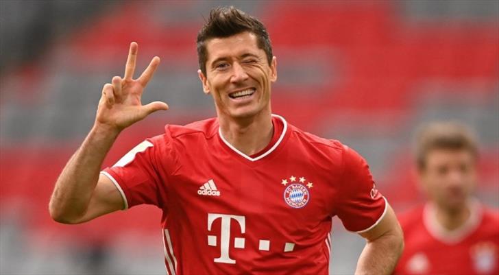Lewa wechselt Schritt für Schritt zu Barça