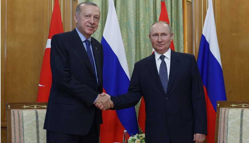„Operation Syrien“-Botschaft Putins an Erdogan: Es wäre zutreffender, die Lösung gemeinsam mit dem Regime zu wählen