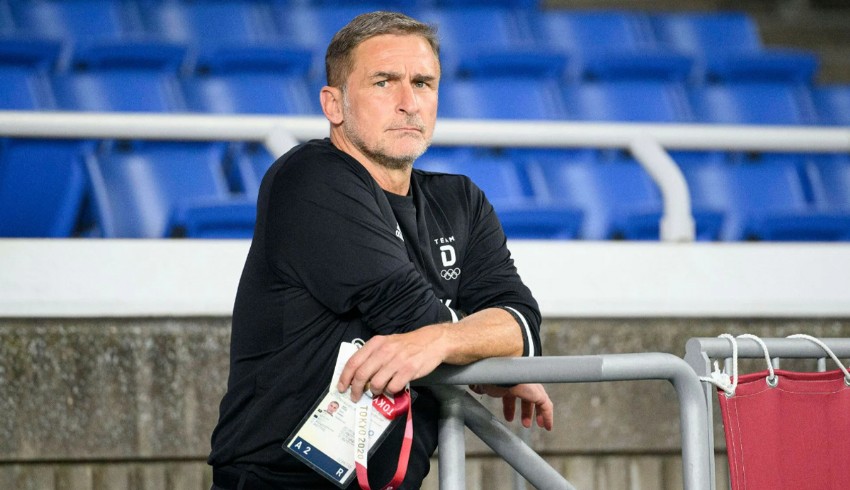 Stefan Kuntz, Passagier der deutschen Frauen-Nationalmannschaft
