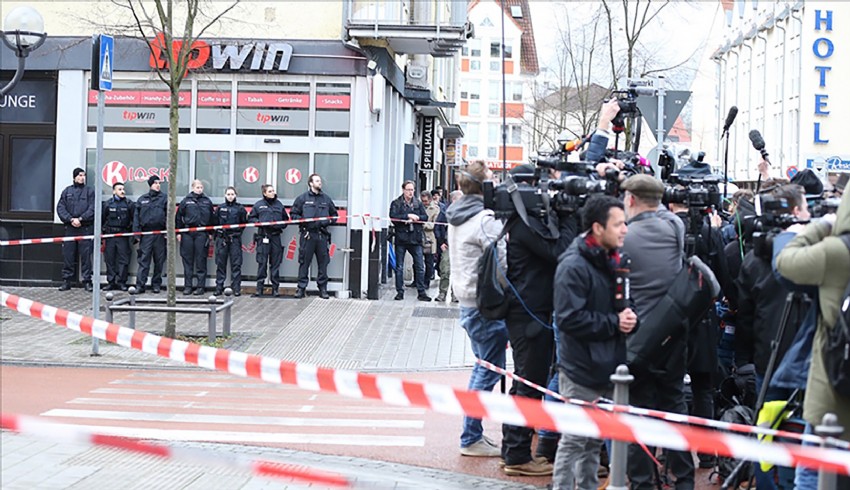 Strafanzeige wegen rassistischem Terroranschlag in Deutschland: Notausgangstür war verschlossen