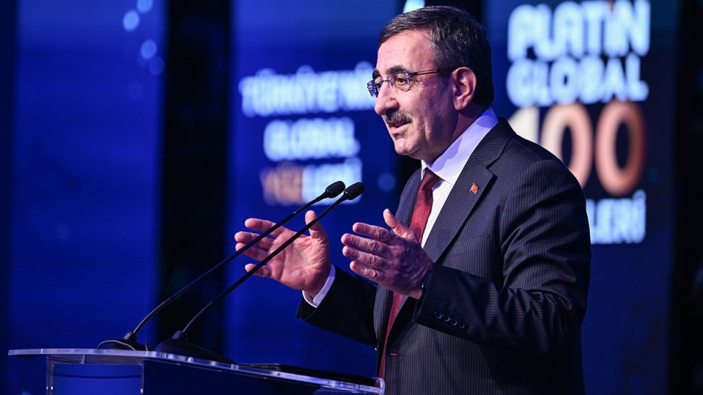 Yılmaz wird sich mit Investoren in England treffen