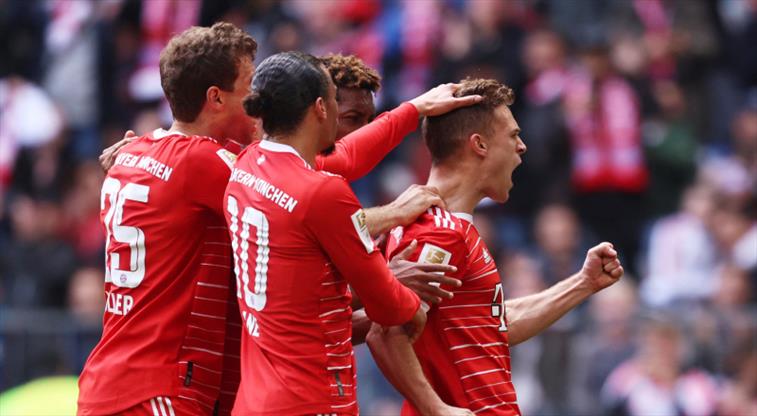 ZUSAMMENFASSUNG | Bayern München hat gegen Schalke gepunktet
