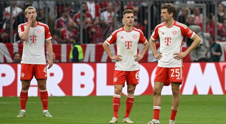 ZUSAMMENFASSUNG | Bayern München warf die Meisterschaft ins Feuer