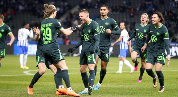 ZUSAMMENFASSUNG | Grandioser Sieg von Wolfsburg! Sie haben 5 Tore geschossen…