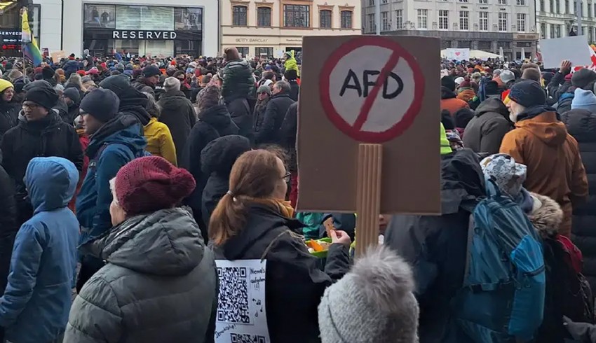 Rückgang der Wählerquote der rechtsextremen AfD, die in Deutschland Ziel von Protesten ist